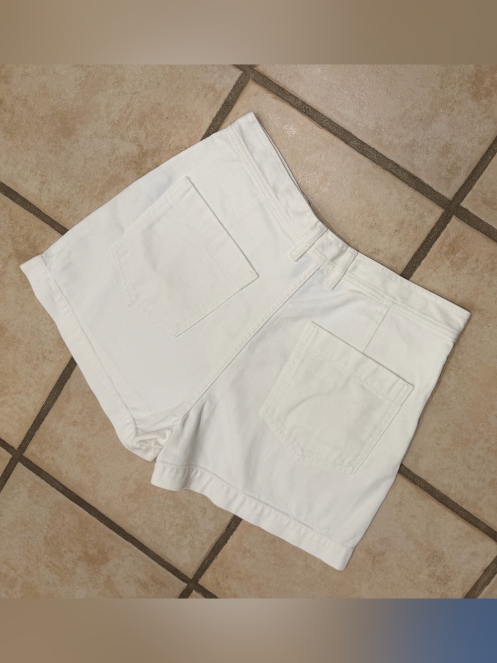 G. Label by goop The Polished Jean Shorts High Waist White Denim - Picture 3 of 6